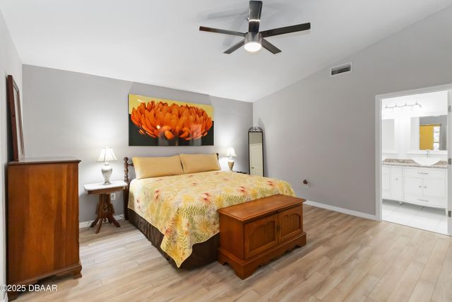5 Bird Of Paradise Place, Palm Coast, FL 32137