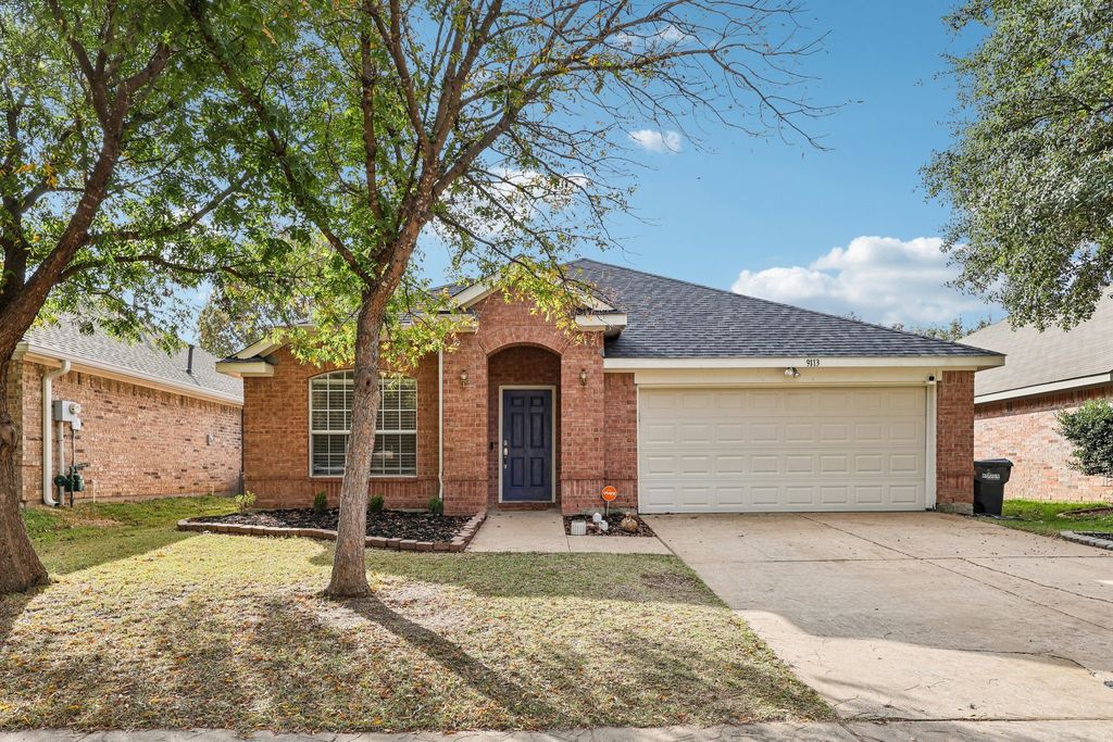 9113 Newport Lane, Mckinney, TX 75071