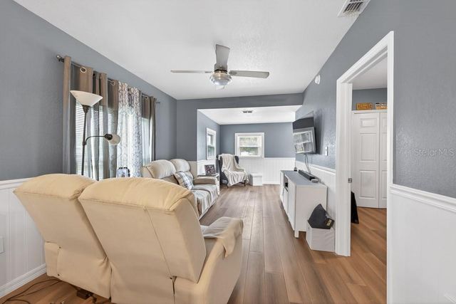6101 ANNA AVENUE, Gibsonton, FL 33534