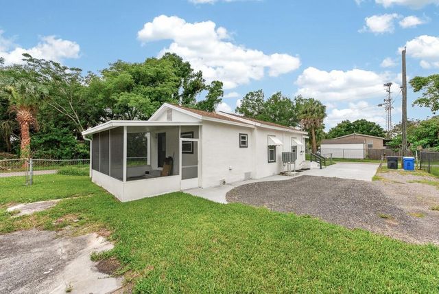 6101 ANNA AVENUE, Gibsonton, FL 33534