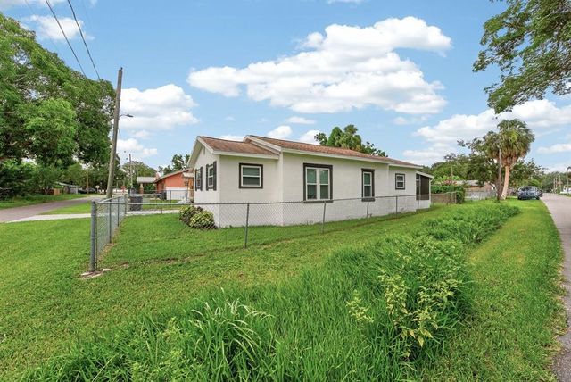 6101 ANNA AVENUE, Gibsonton, FL 33534
