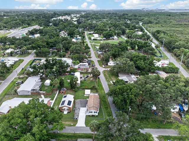 6101 ANNA AVENUE, Gibsonton, FL 33534