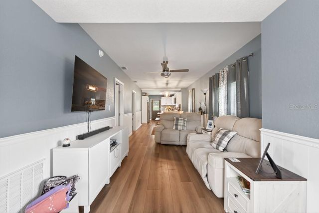 6101 ANNA AVENUE, Gibsonton, FL 33534