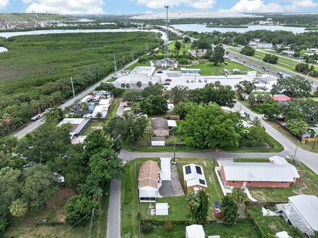 6101 ANNA AVENUE, Gibsonton, FL 33534