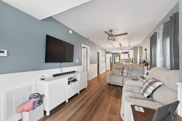 6101 ANNA AVENUE, Gibsonton, FL 33534