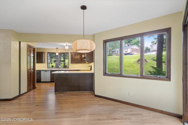 2036 WENDEMERE COURT, Jefferson City, MO 65109