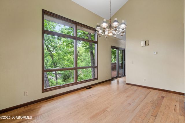 2036 WENDEMERE COURT, Jefferson City, MO 65109