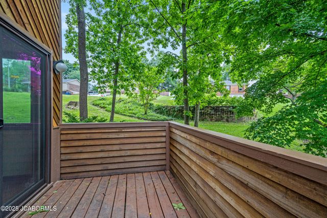 2036 WENDEMERE COURT, Jefferson City, MO 65109