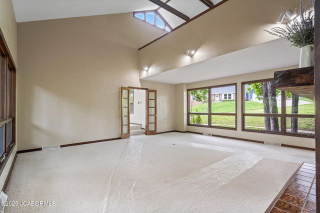 2036 WENDEMERE COURT, Jefferson City, MO 65109