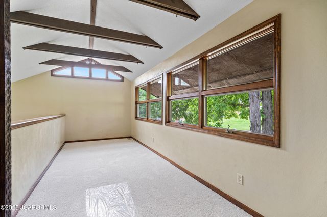 2036 WENDEMERE COURT, Jefferson City, MO 65109