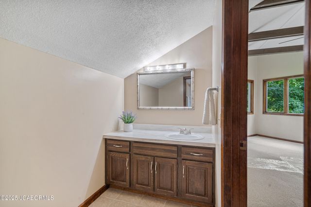 2036 WENDEMERE COURT, Jefferson City, MO 65109