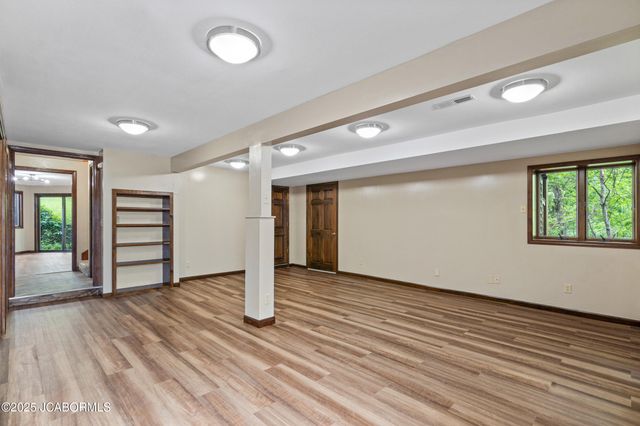 2036 WENDEMERE COURT, Jefferson City, MO 65109