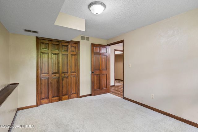 2036 WENDEMERE COURT, Jefferson City, MO 65109