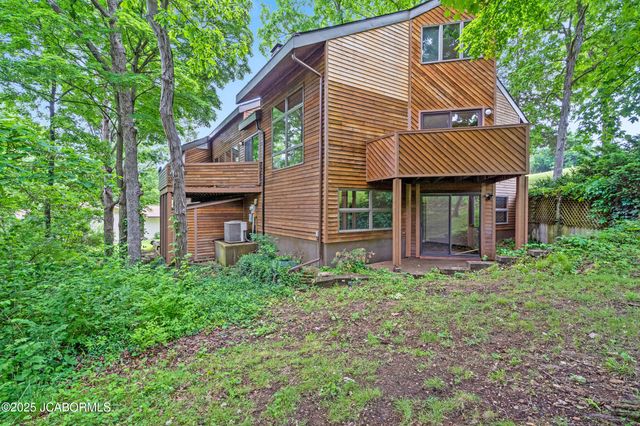 2036 WENDEMERE COURT, Jefferson City, MO 65109