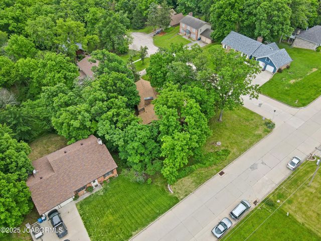 2036 WENDEMERE COURT, Jefferson City, MO 65109