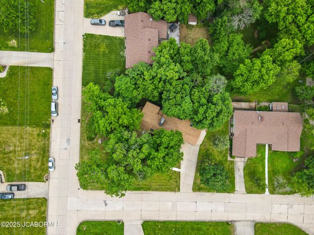 2036 WENDEMERE COURT, Jefferson City, MO 65109