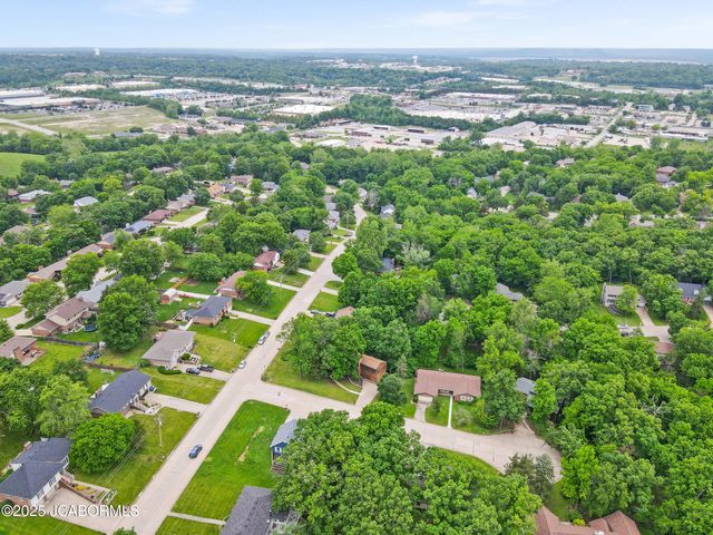 2036 WENDEMERE COURT, Jefferson City, MO 65109