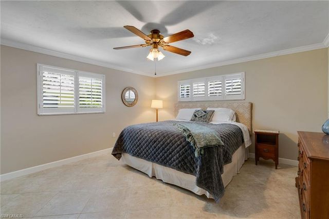 1347 Oaklawn CT, Fort Myers, FL 33919