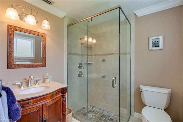 1347 Oaklawn CT, Fort Myers, FL 33919