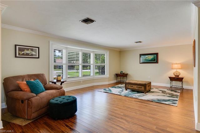 1347 Oaklawn CT, Fort Myers, FL 33919