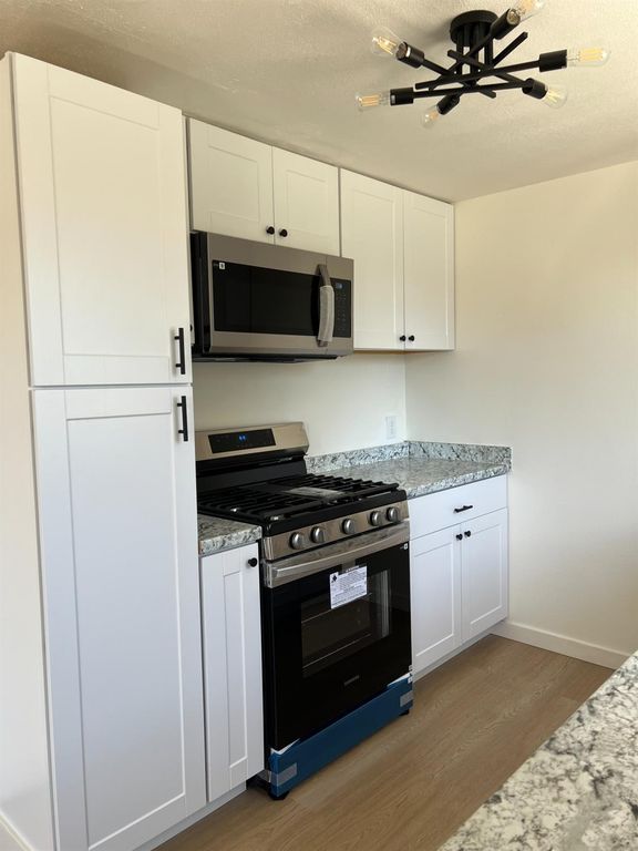 Image 2 of property listing at 41454 Road 127, Orosi, CA 93647