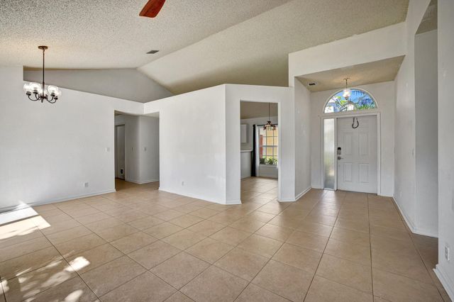 10890 Sea Hibiscus Ln 1, Tamarac, FL 33321