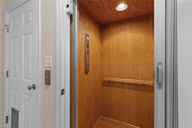 9518 3rd Bay St Unit 112, Norfolk, VA 23518