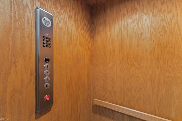 9518 3rd Bay St Unit 112, Norfolk, VA 23518