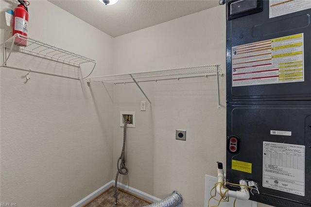 9518 3rd Bay St Unit 112, Norfolk, VA 23518