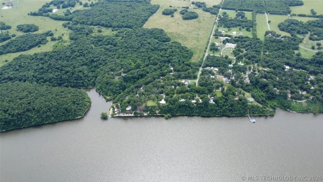 115 Big Bluff Road, Pryor, OK 74361