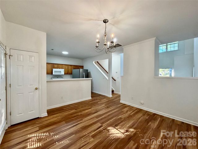 4058 Glenlea Commons Drive, Charlotte, NC 28216