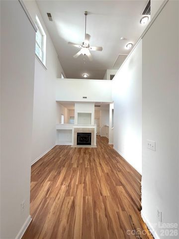 4058 Glenlea Commons Drive, Charlotte, NC 28216