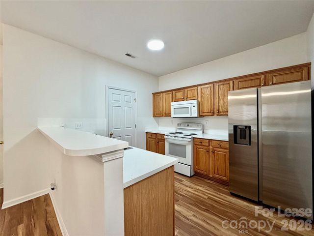 4058 Glenlea Commons Drive, Charlotte, NC 28216
