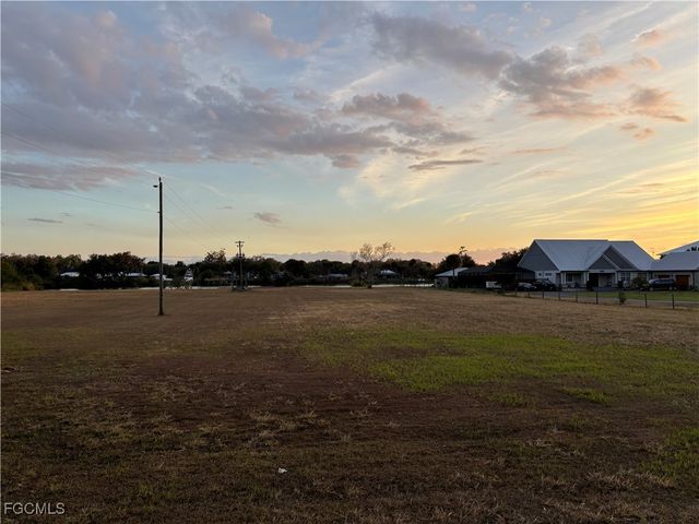 3901 CR 78, Labelle, FL 33935