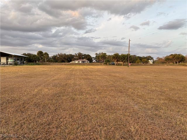 3901 CR 78, Labelle, FL 33935