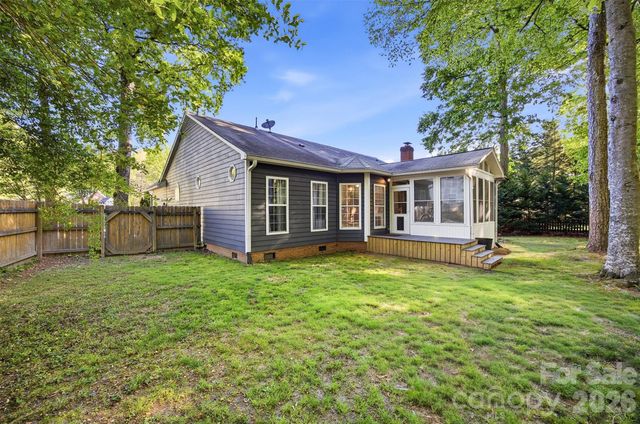 10008 Prosperity Point Lane, Charlotte, NC 28269