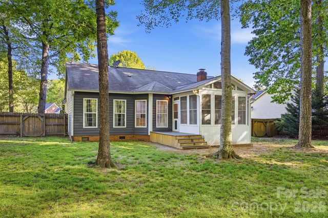 10008 Prosperity Point Lane, Charlotte, NC 28269