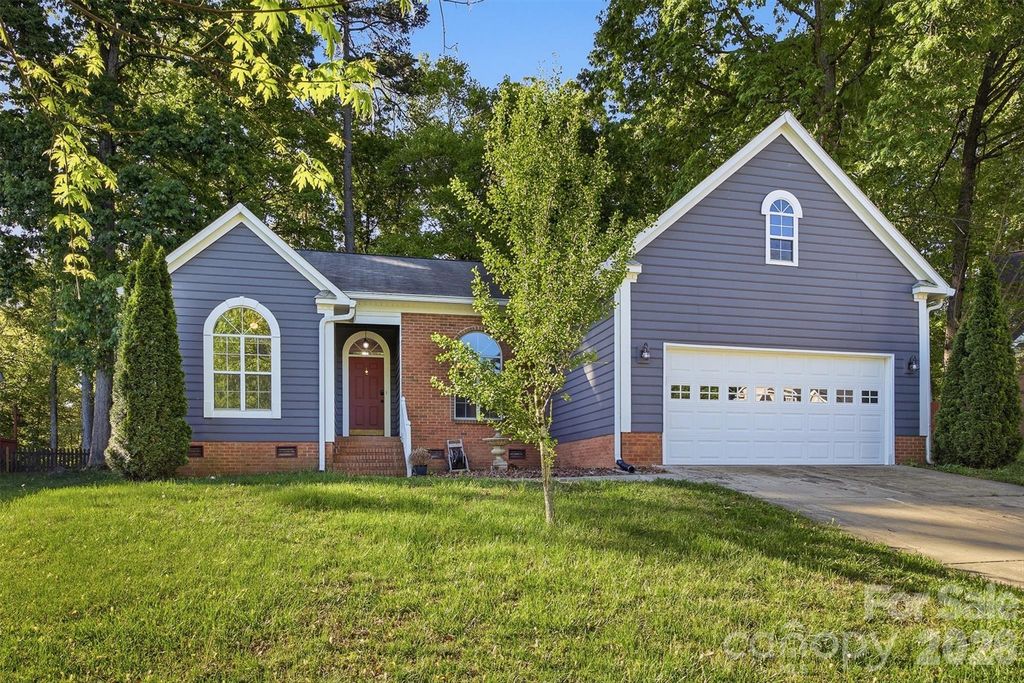 10008 Prosperity Point Lane, Charlotte, NC 28269