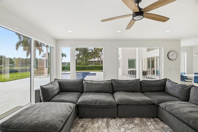 3526 Juniper Lane, Davie, FL 33330