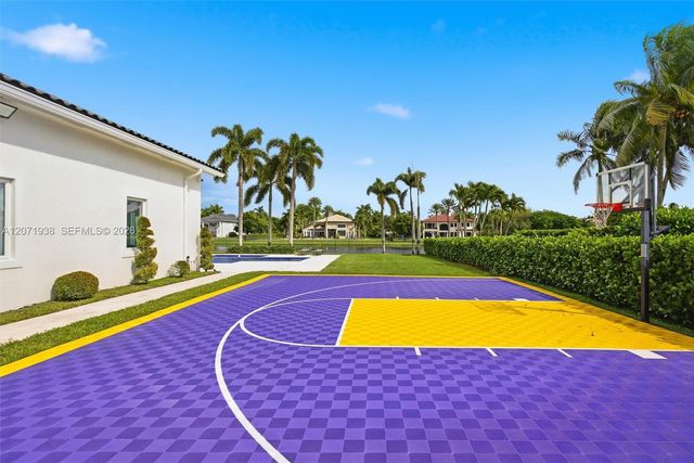 3526 Juniper Lane, Davie, FL 33330