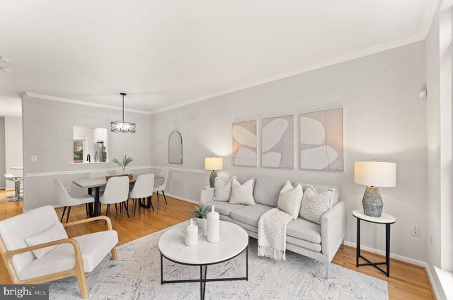 11625 FAIRFAX COMMONS DR, Fairfax, VA 22030