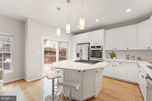 11625 FAIRFAX COMMONS DR, Fairfax, VA 22030