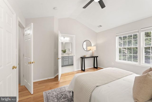 11625 FAIRFAX COMMONS DR, Fairfax, VA 22030