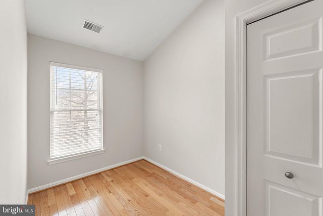 11625 FAIRFAX COMMONS DR, Fairfax, VA 22030