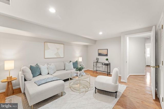 11625 FAIRFAX COMMONS DR, Fairfax, VA 22030