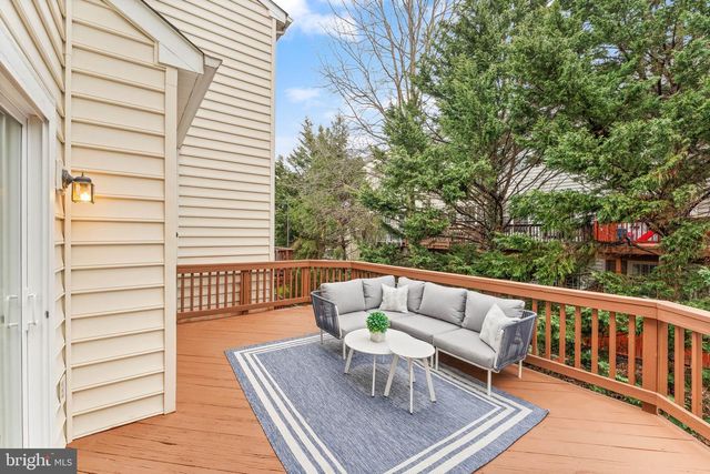 11625 FAIRFAX COMMONS DR, Fairfax, VA 22030