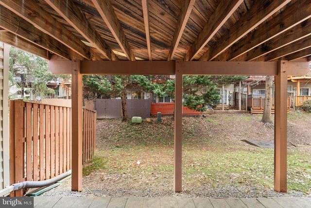 11625 FAIRFAX COMMONS DR, Fairfax, VA 22030