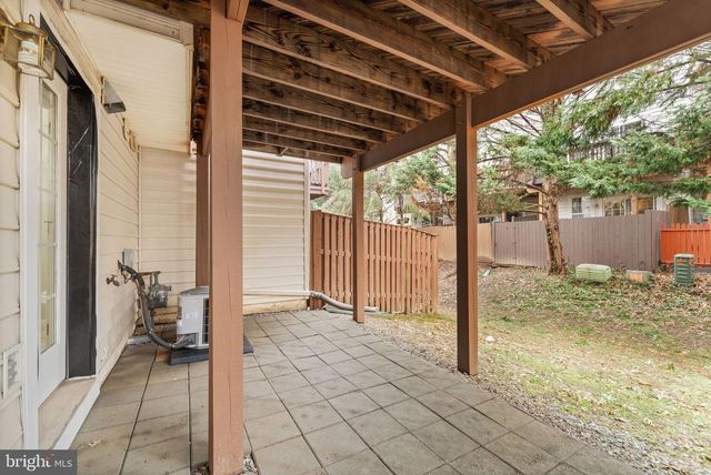 11625 FAIRFAX COMMONS DR, Fairfax, VA 22030