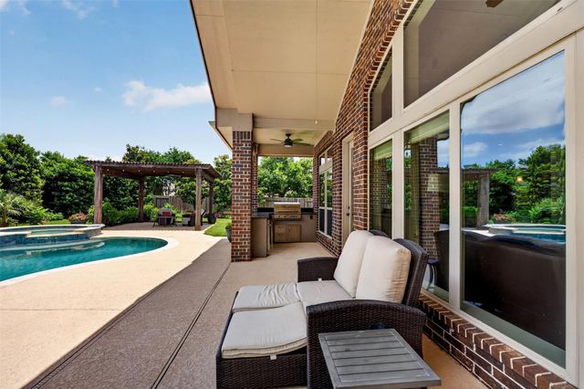 1504 Tallow Chase Court, Friendswood, TX 77546