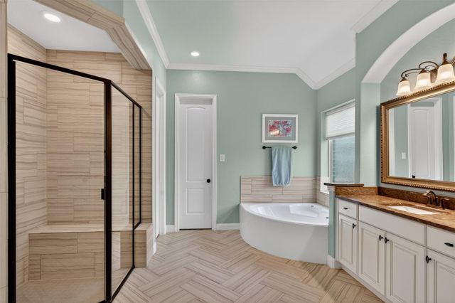 1504 Tallow Chase Court, Friendswood, TX 77546